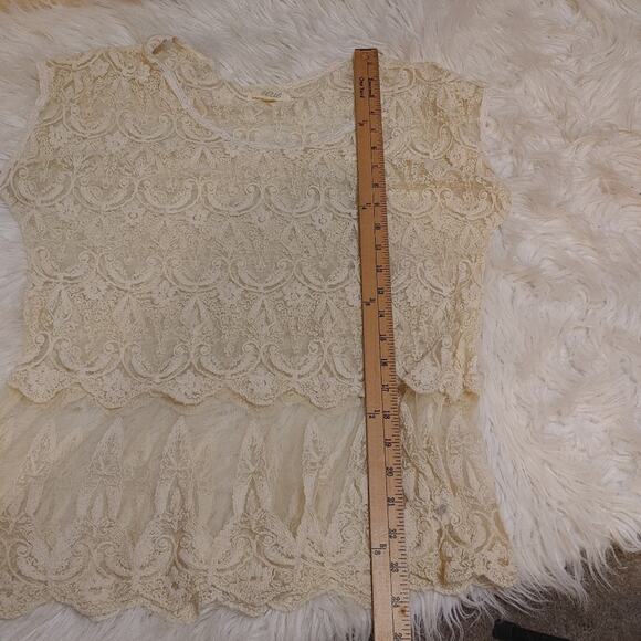Aerie Size Medium M Sheer See Through Lace Ivory White Elegant Girly Blouse - Picture 2 of 8
